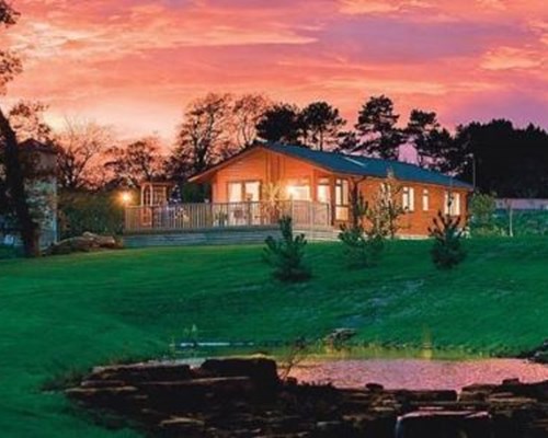 Raywell Hall Country Lodges in Raywell Cottingham