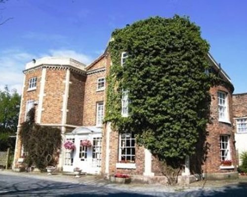 Rossett Hall Hotel in Nr Wrexham