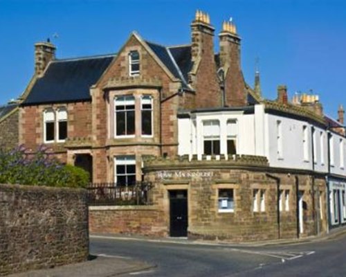 Royal Mackintosh Hotel in Dunbar
