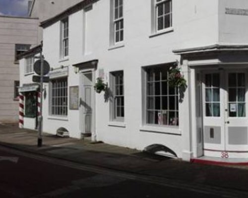 Sea Chest Apartment in Littlehampton