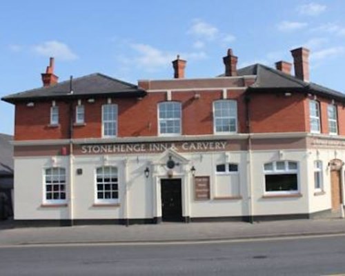 Stonehenge Inn & Carvery in Salisbury