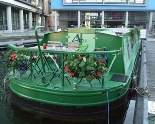 The Four Sisters Boatel - Houseboat in Edinburgh