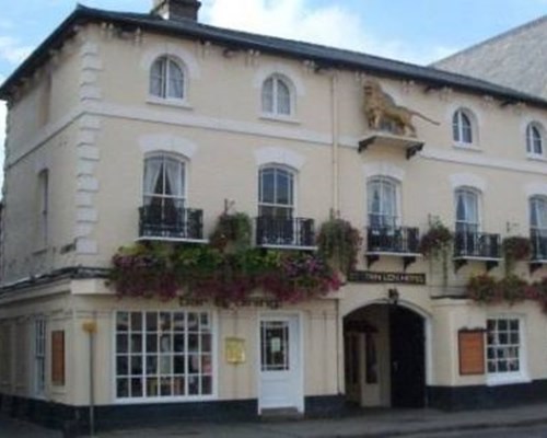 The Golden Lion Hotel in St Ives