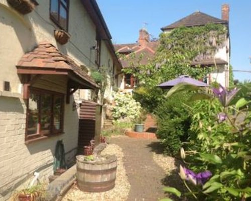 The Old Plough B&B in Tewkesbury