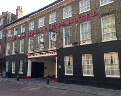 The Royal Victoria & Bull Hotel in Rochester