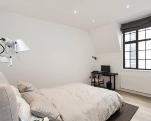 Trafalgar Square Apartment in London