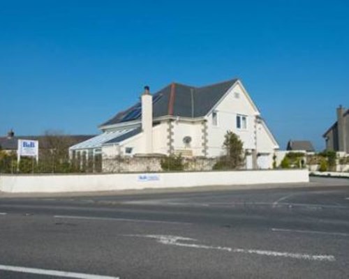 Twycross House B&B in Penryn