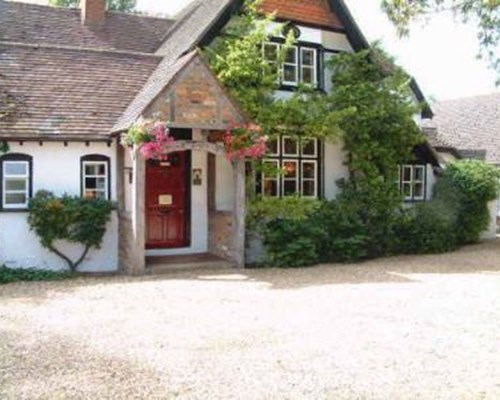 West Lodge Hotel in Aston Clinton, Aylesbury