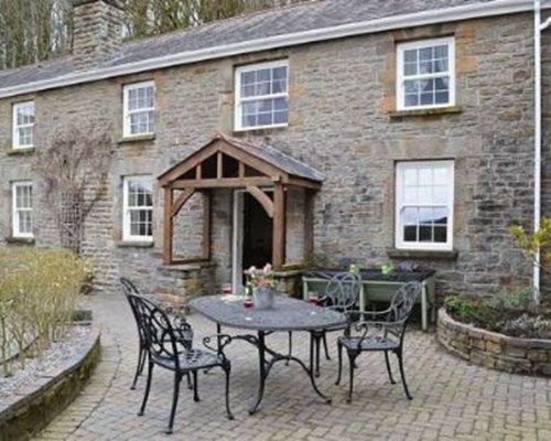 Allt-A-Cham Stables in Pontardawe