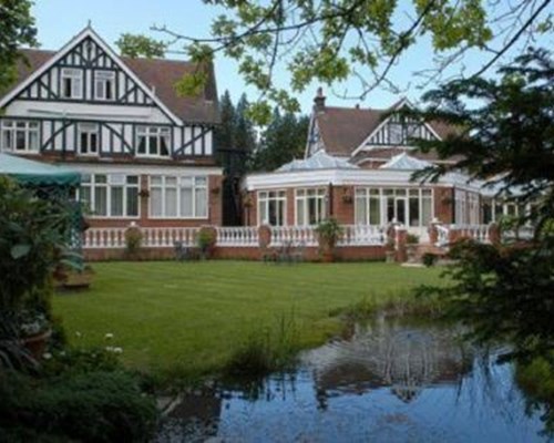 Ardmore House Hotel in St Albans