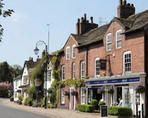 Artizana Suite in Prestbury