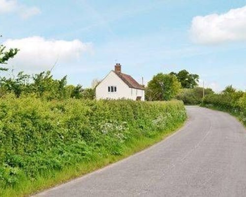 Bow Bridge Cottage in Ashill