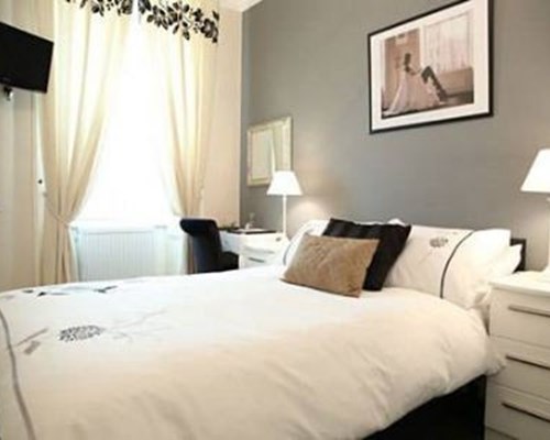Browns Bed and Breakfast in Edinburgh