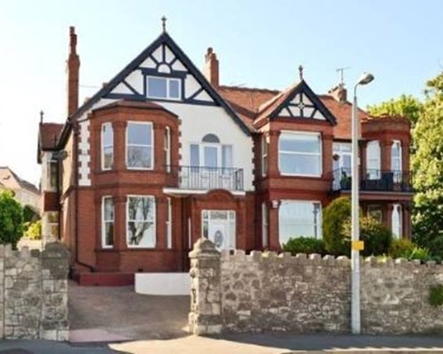 Bryn Cadnant in Rhos-on-Sea
