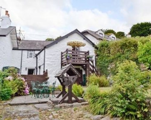 Church Cottage in Llanbedr-y-Cennin