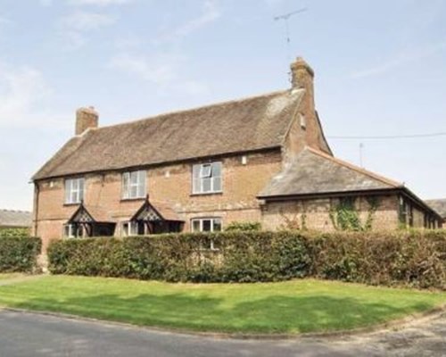 Eastworth Stable in Cranborne Chase