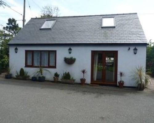 Gwyndaf Holiday Cottage in Llangoed