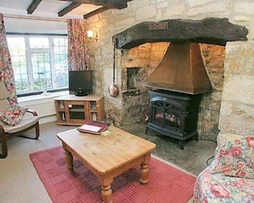Hill View Cottage in Snowshill