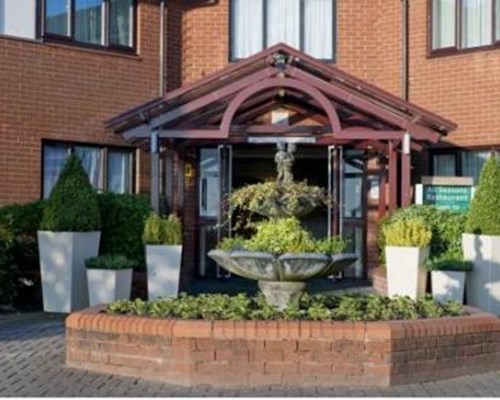 Holiday Inn A55 Chester West in Northop