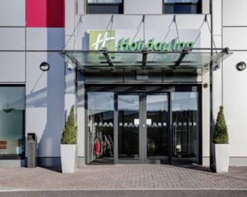 Holiday Inn London Luton Airport in Luton