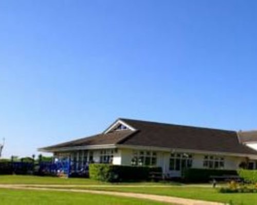 Holt Lodge Hotel in Wrexham