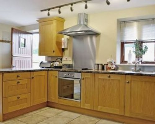 Honeysuckle Cottage in Selattyn