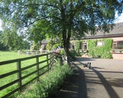 Ladderstile Retreat in North Rode