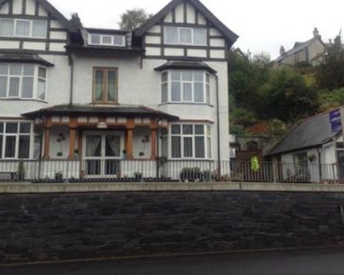 Llys Meddyg in Corwen