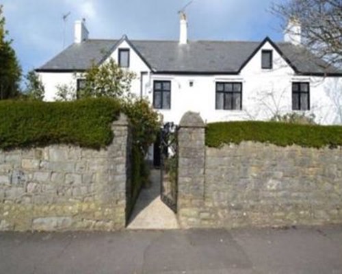Newcastle Cottage in Bridgend