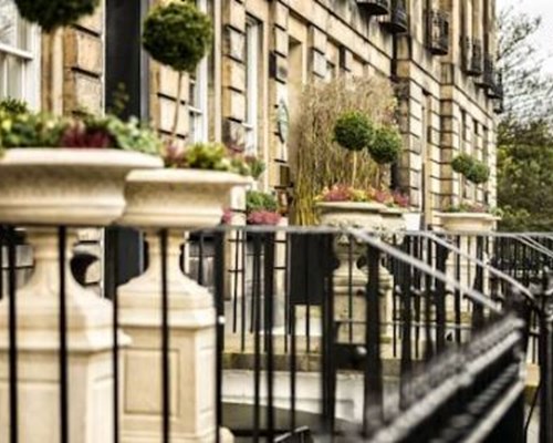 Nira Caledonia in Edinburgh