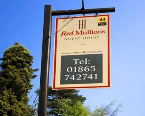 Red Mullions Guest House in Oxford