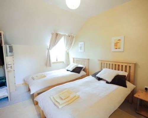 Redwood House in Skares