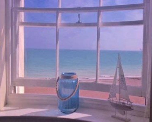Seaview Apartment in Worthing