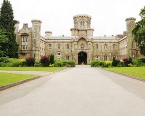 Studley Castle in Studley