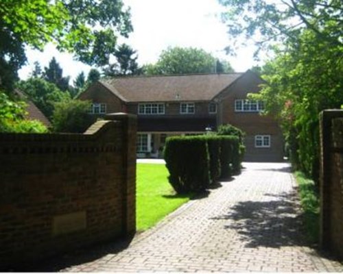 Tanglewood Guest House in Crawley