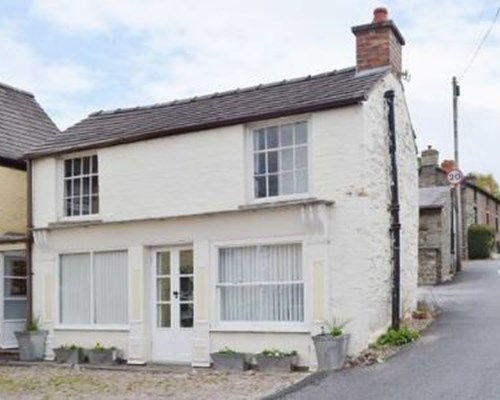 Ty Bach Tan in Talgarth