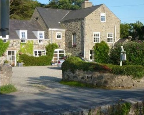 Yr Hen Felin - The Old Mill B&B in Edern